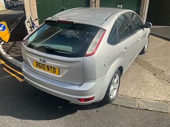Used Ford Focus 2010 for sale - 78544912: Photo