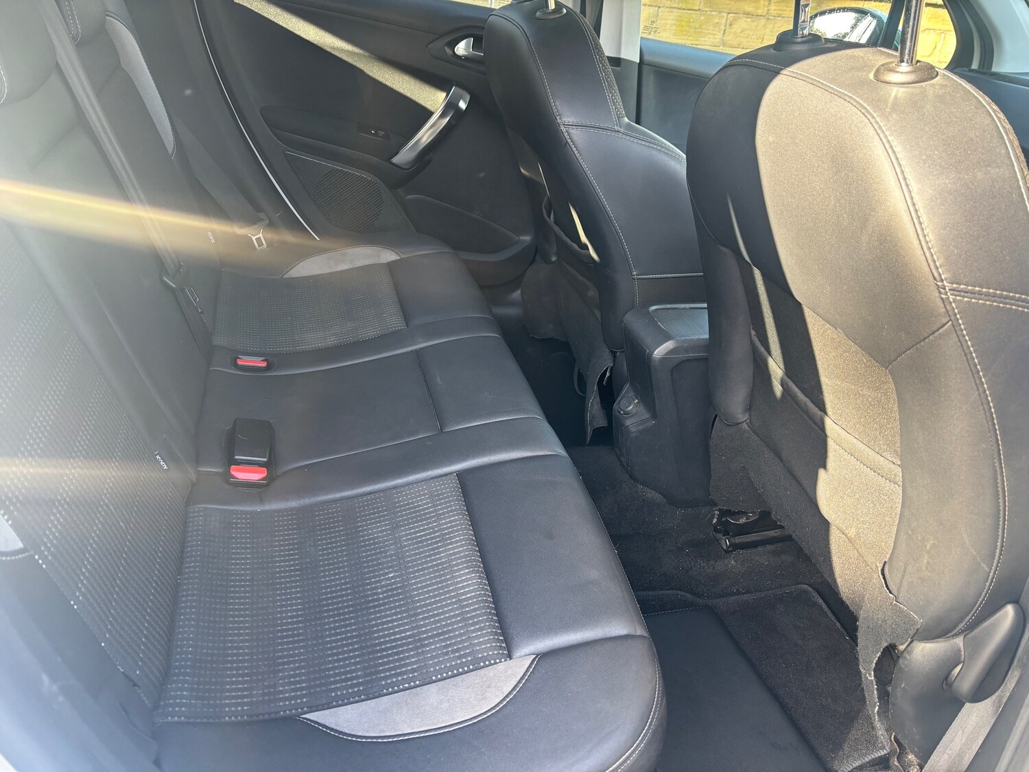 Used Peugeot 2008 2014 for sale - 78064969: Photo 15