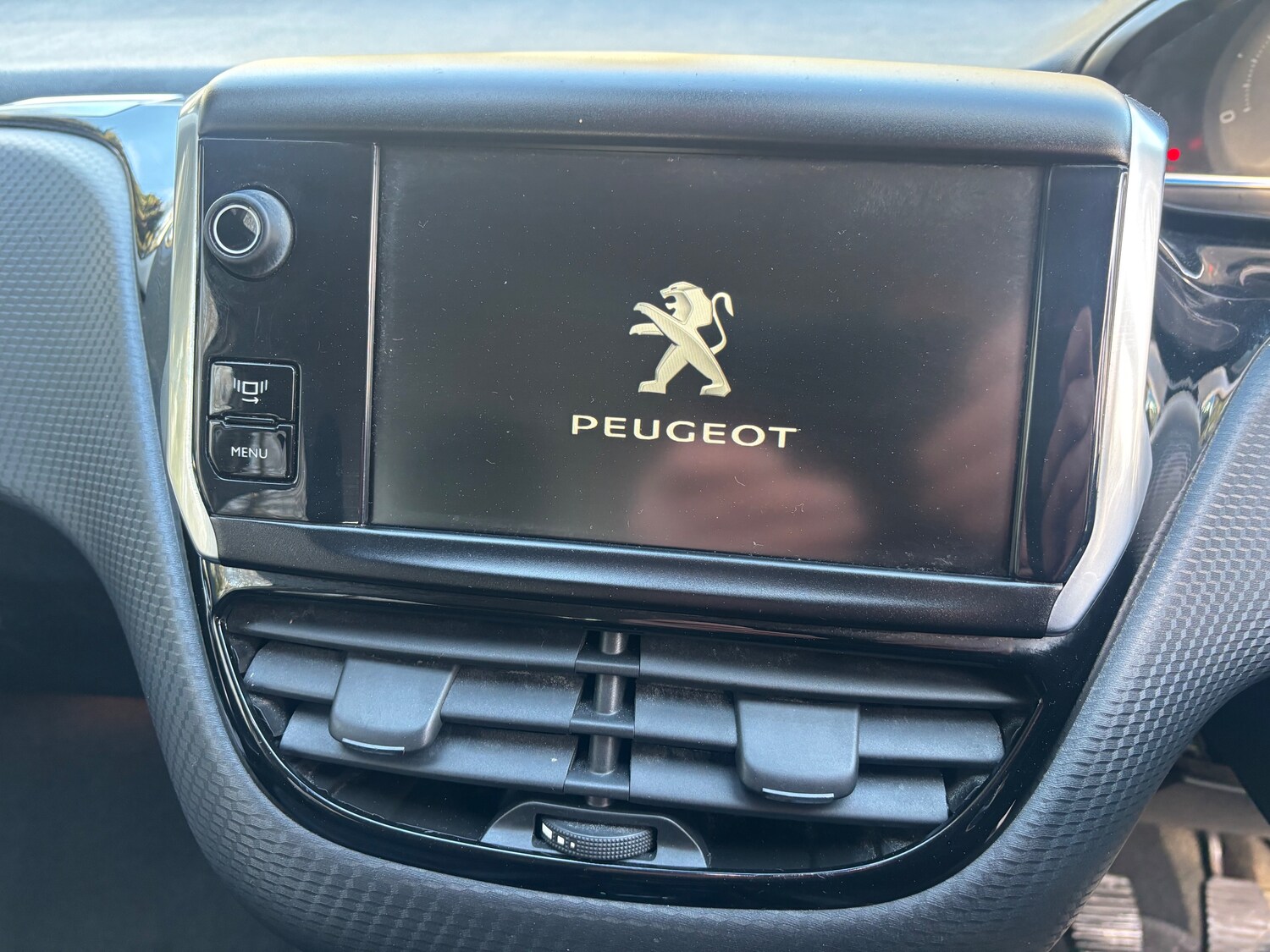 Used Peugeot 2008 2014 for sale - 78064969: Photo 18