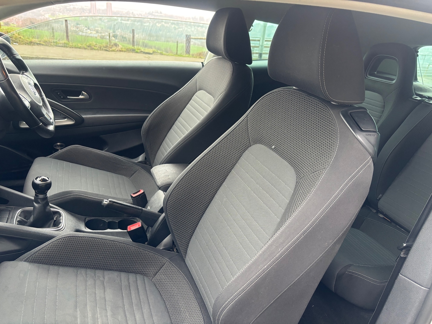 Used Volkswagen Scirocco 2010 for sale - 77804969: Photo 17