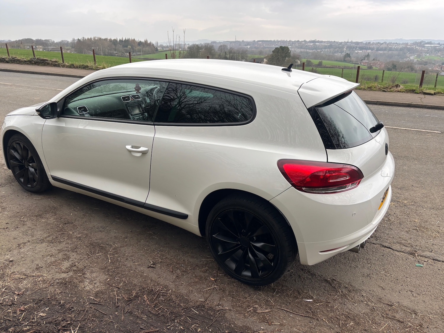 Used Volkswagen Scirocco 2010 for sale - 77804969: Photo 8