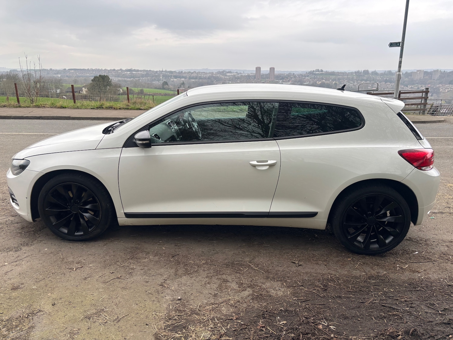 Used Volkswagen Scirocco 2010 for sale - 77804969: Photo 9