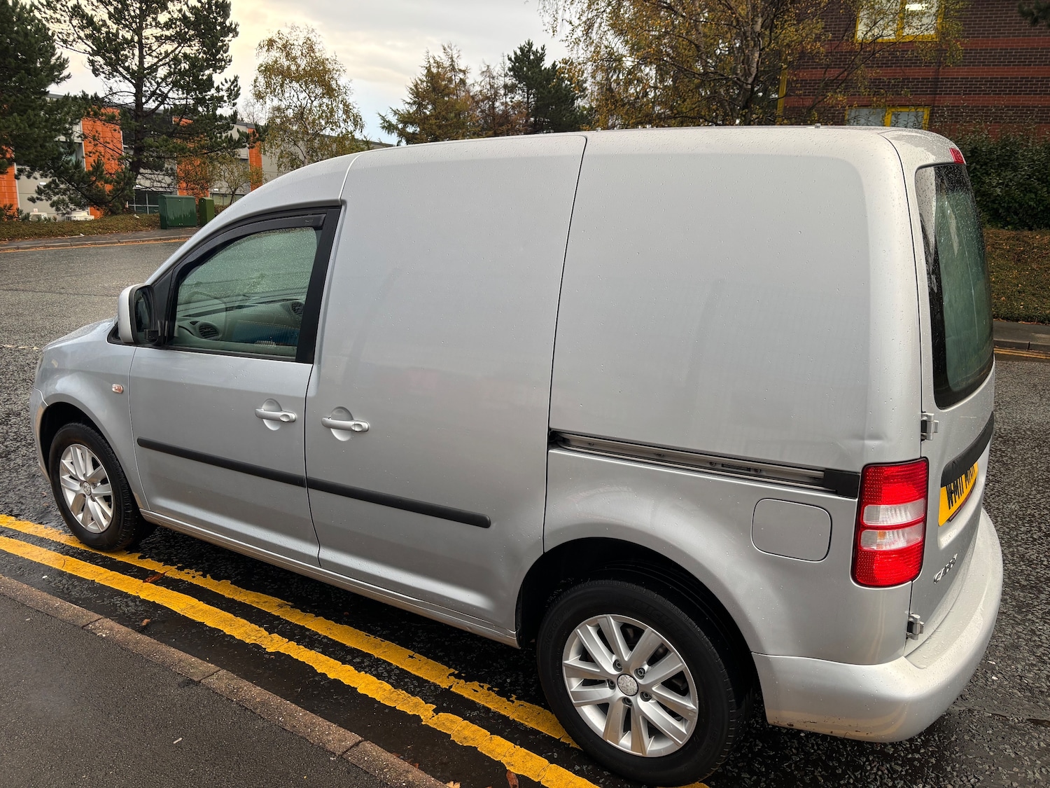 Used Volkswagen Caddy 2011 for sale - 77639507: Photo 10