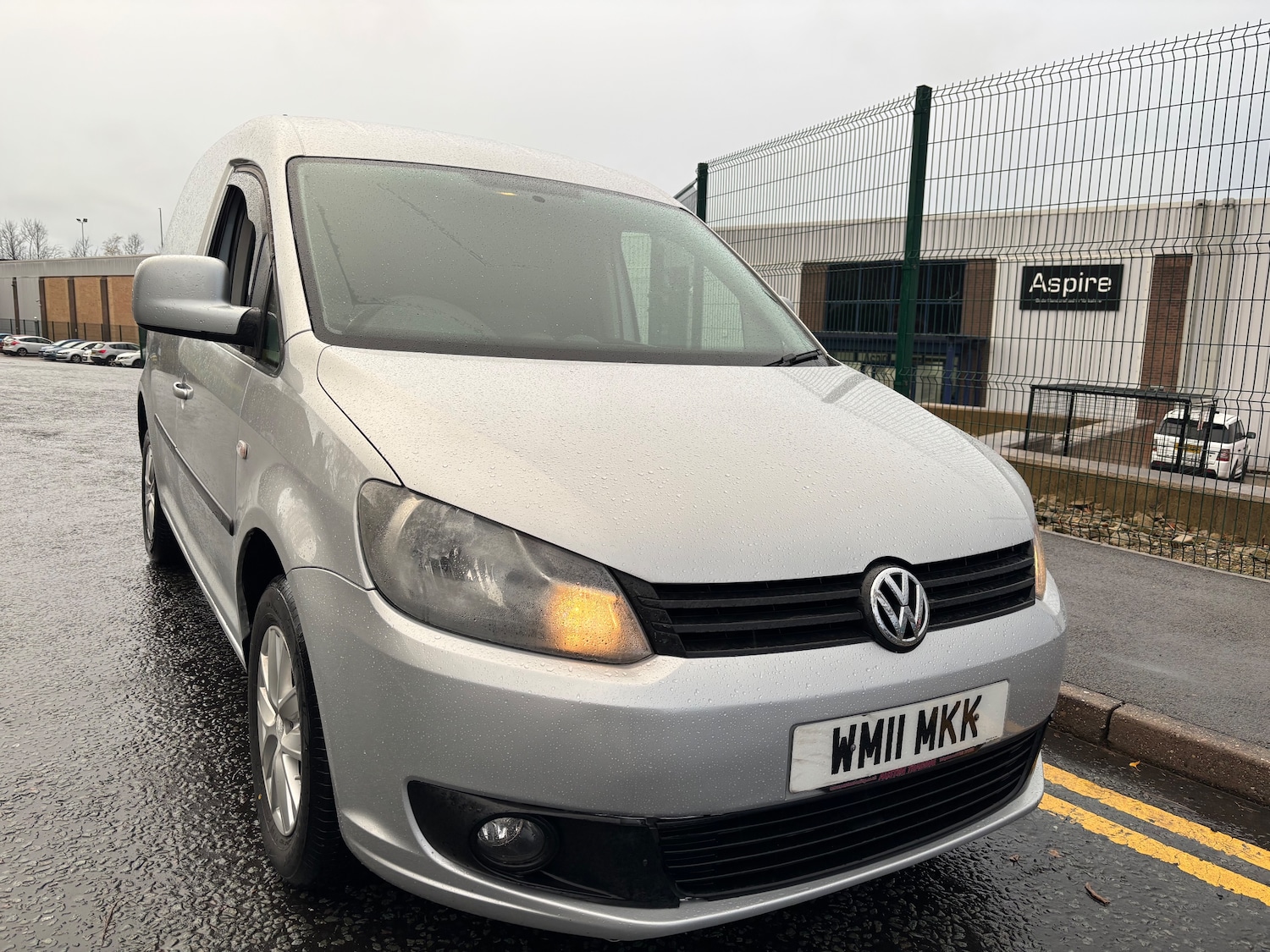 Used Volkswagen Caddy 2011 for sale - 77639507: Photo 4