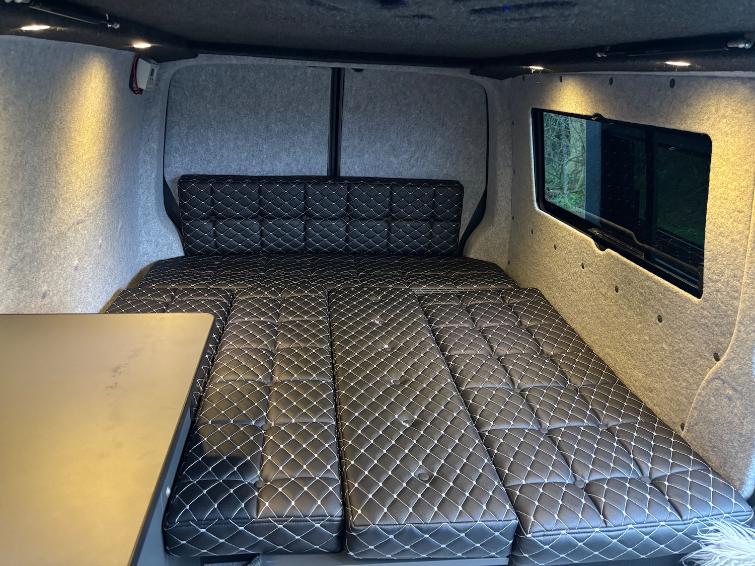 Used Volkswagen Transporter for sale - 78122255: Photo 28