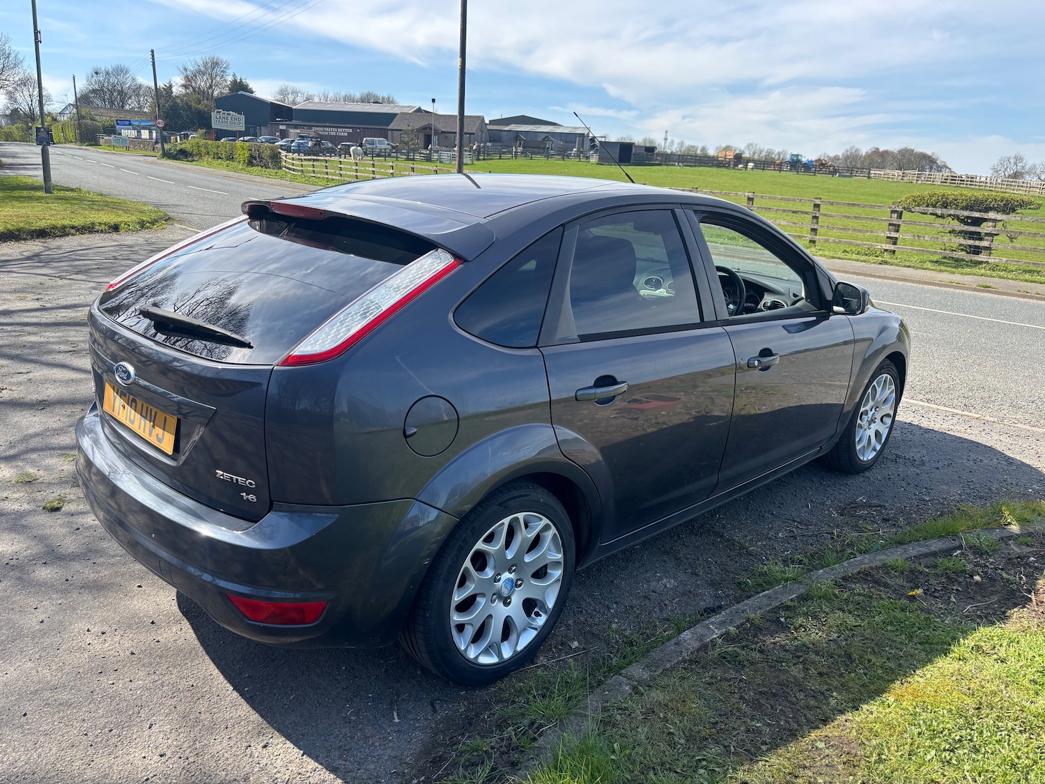 Used Ford Focus 2010 for sale - 78154849: Photo 12