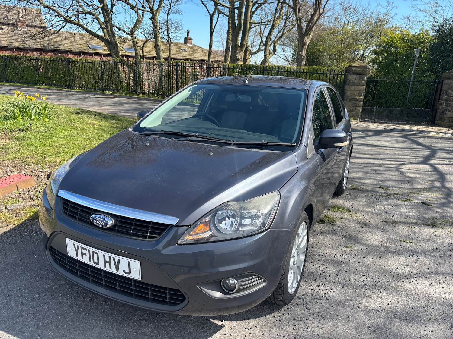 Used Ford Focus 2010 for sale - 78154849: Photo 2
