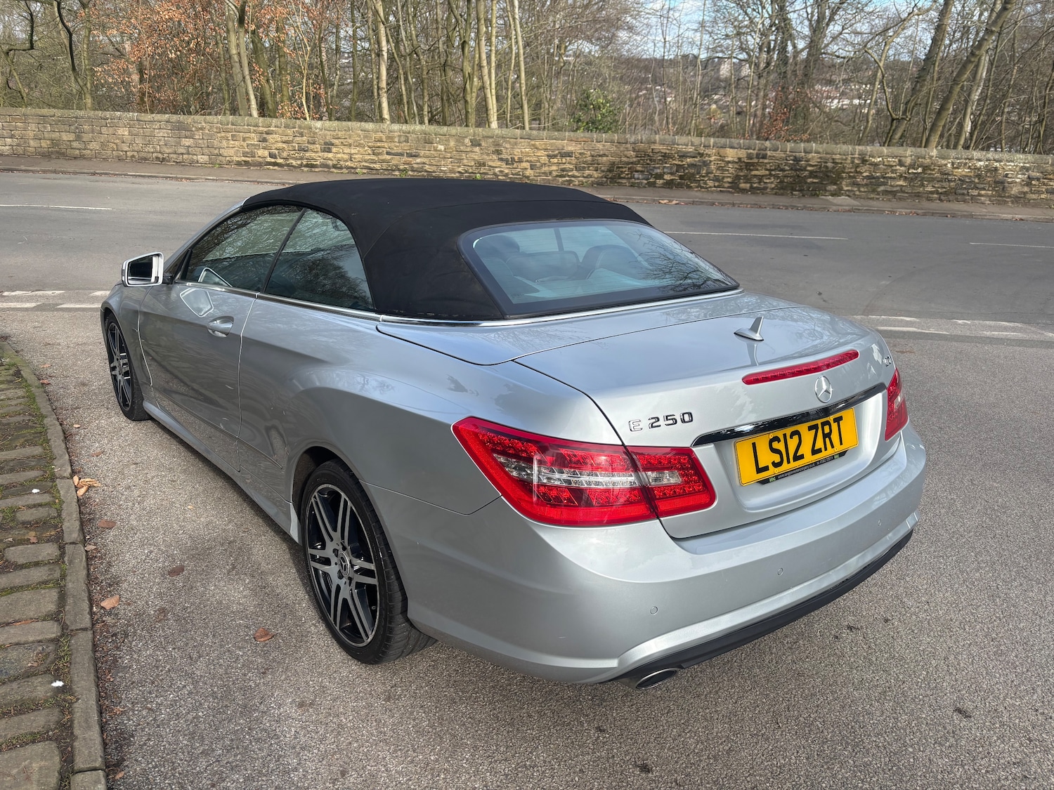 Used Mercedes-Benz E Class 2012 for sale - 77820095: Photo 25