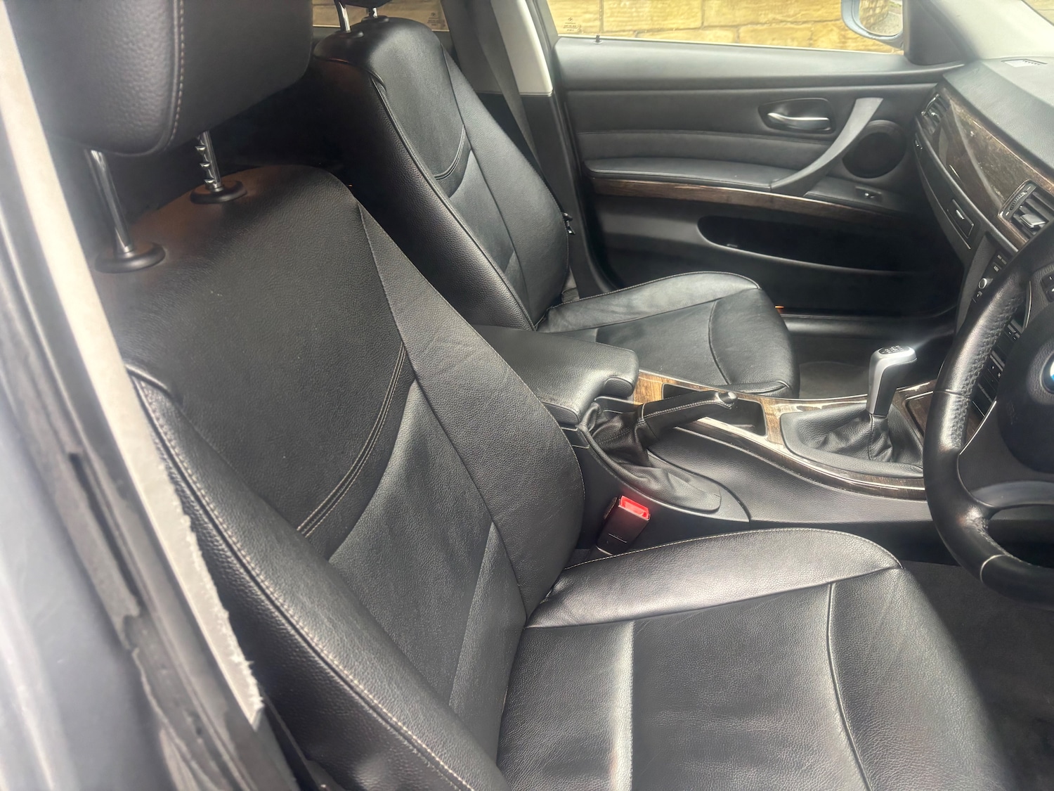 Used BMW 3 Series 2011 for sale - 77639506: Photo 22