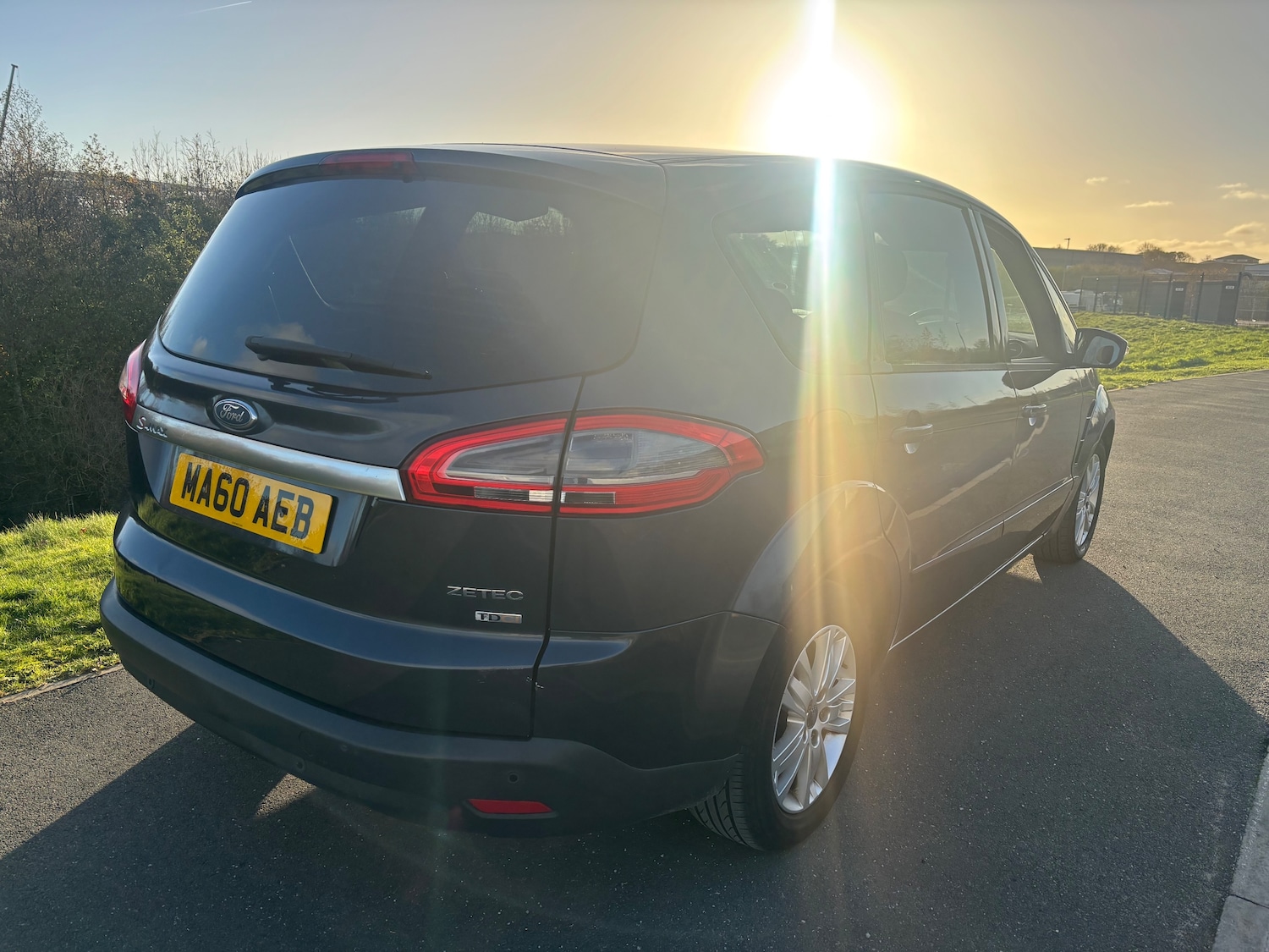 Used Ford S-Max 2010 for sale - 77639502: Photo 12