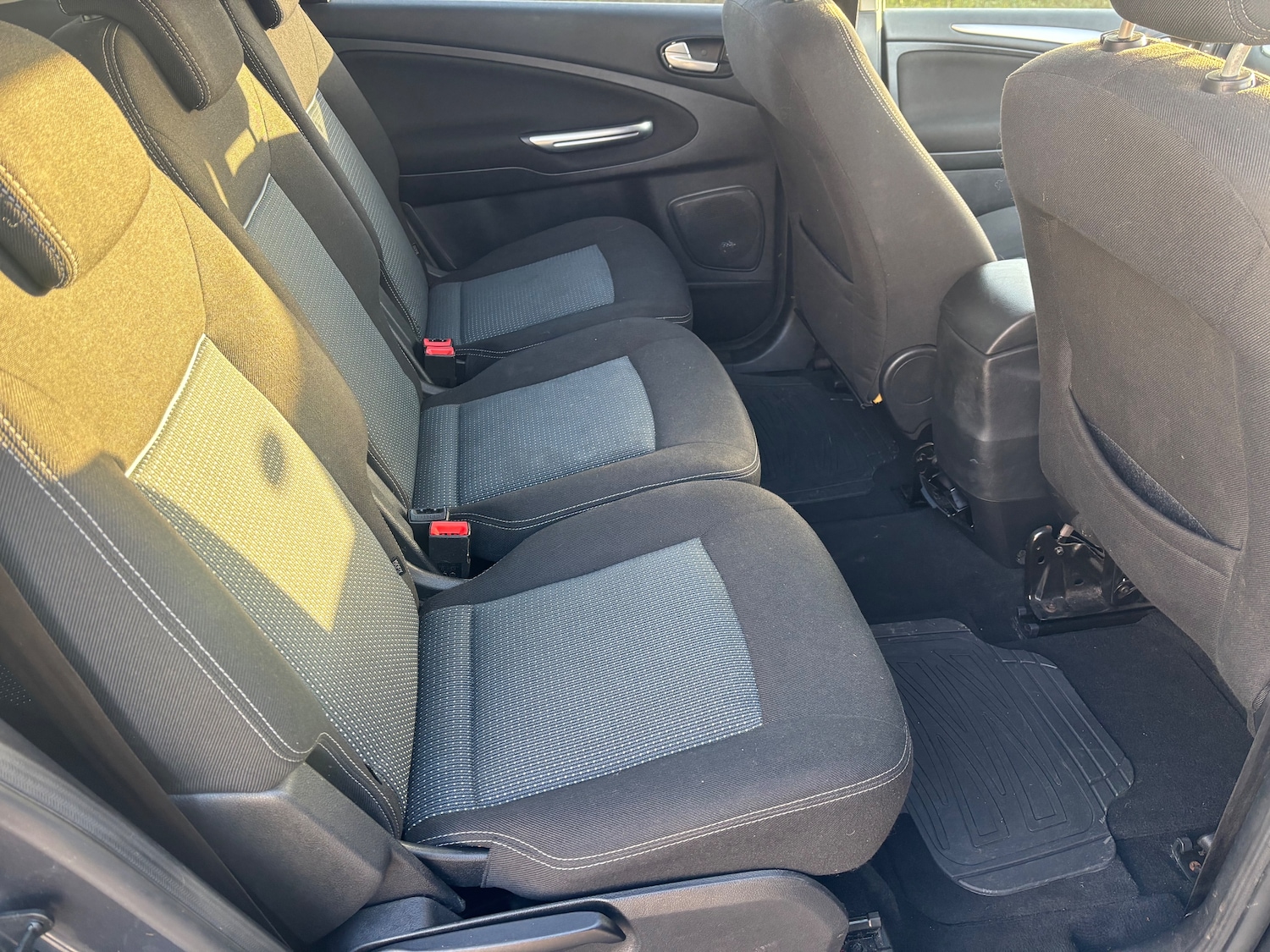 Used Ford S-Max 2010 for sale - 77639502: Photo 13