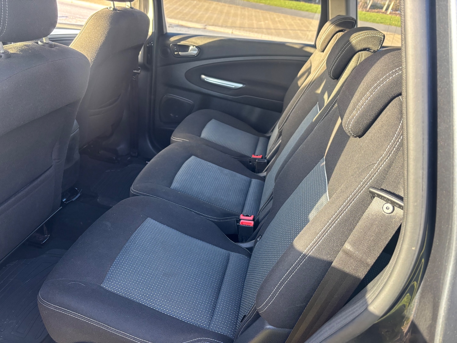 Used Ford S-Max 2010 for sale - 77639502: Photo 15