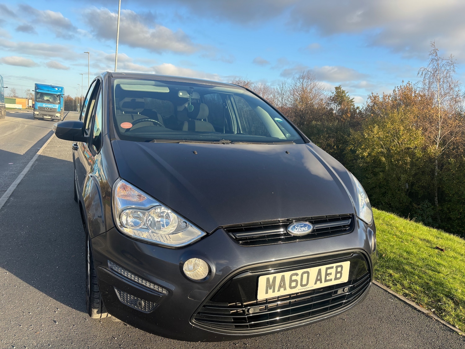Used Ford S-Max 2010 for sale - 77639502: Photo 2
