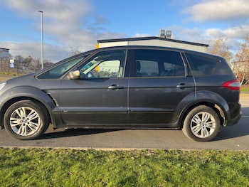 Used Ford S-Max 2010 for sale - 77639502: Photo