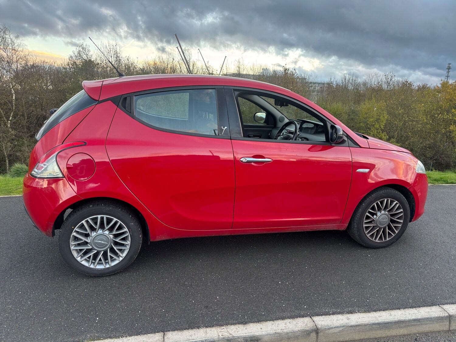 Used Chrysler Ypsilon 2012 for sale - 77639499: Photo 13