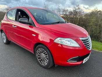 Used Chrysler Ypsilon 2012 for sale - 77639499: Photo