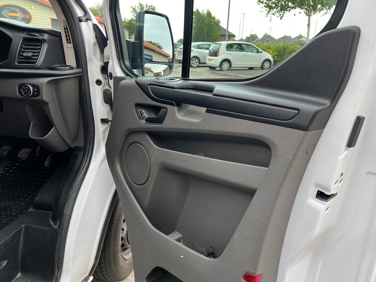 Used Ford Transit Custom 2018 for sale - 77639505: Photo 11