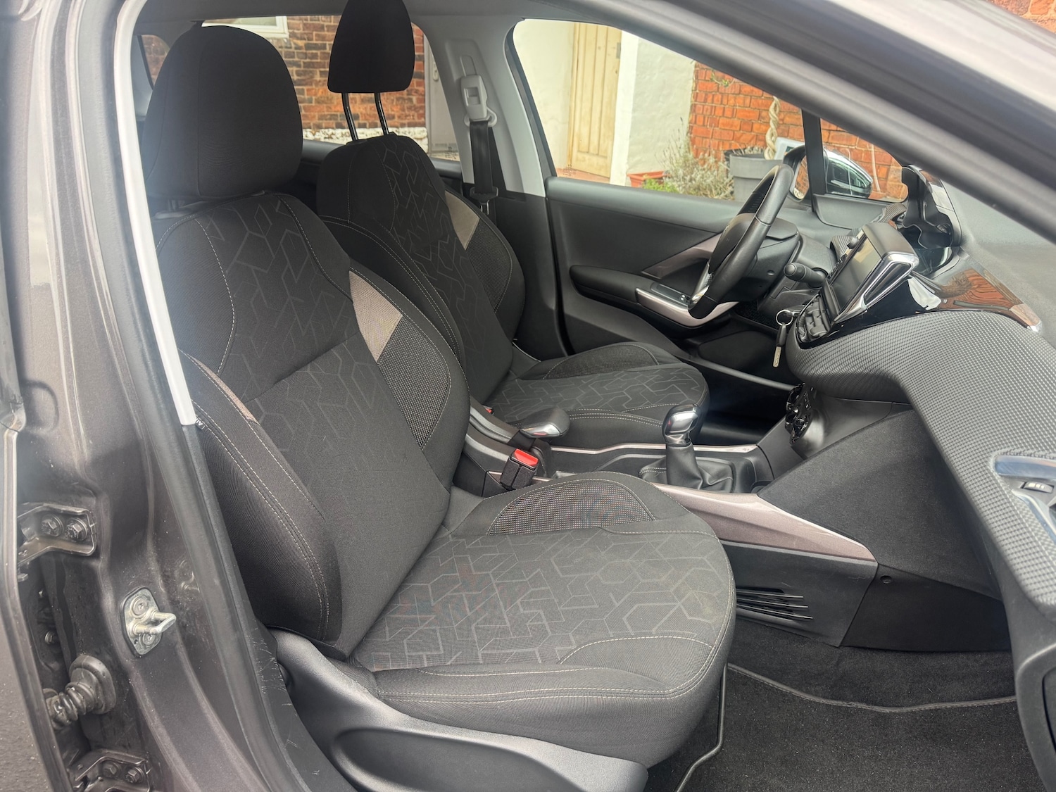 Used Peugeot 2008 2016 for sale - 77165483: Photo 11