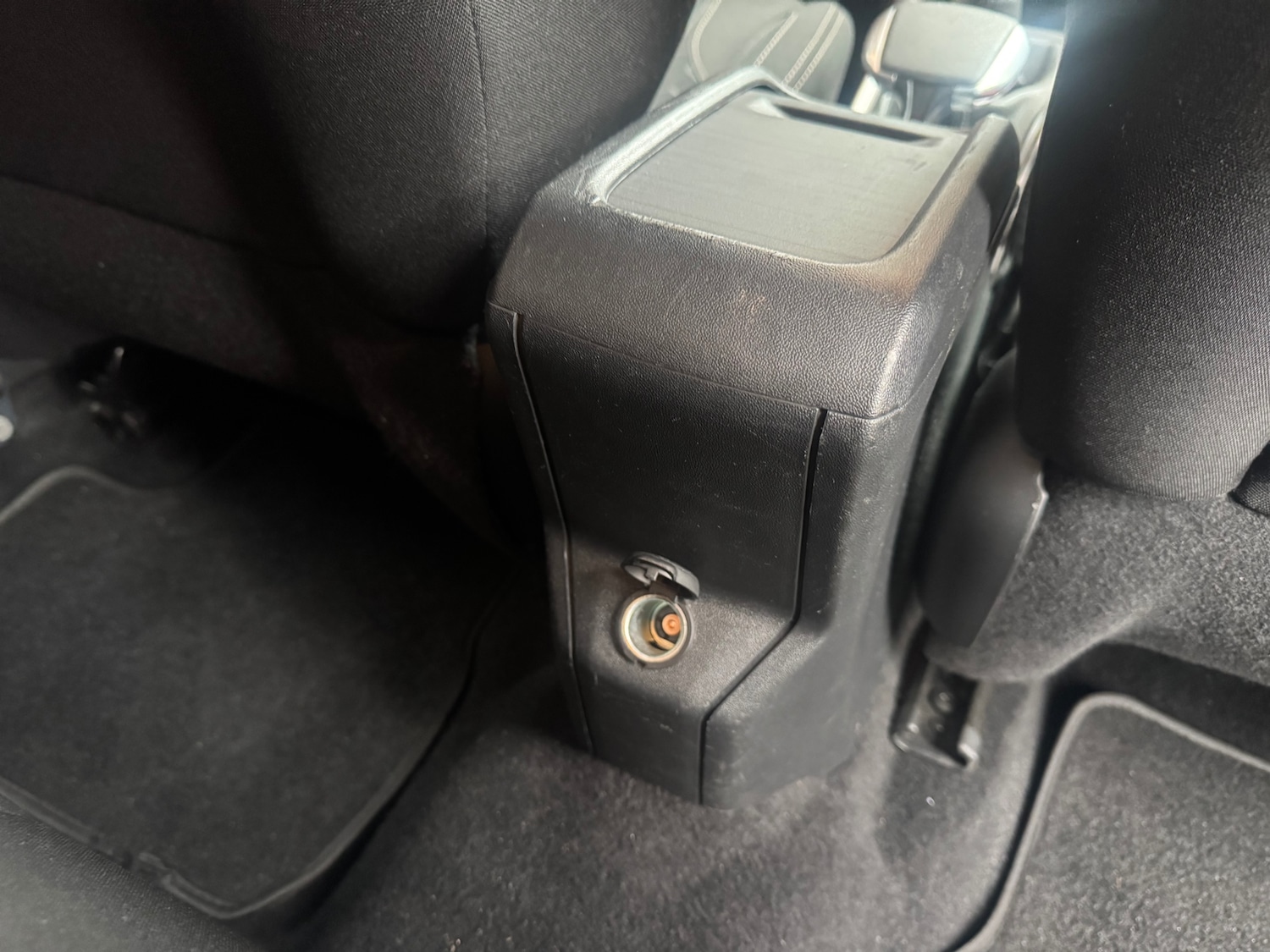 Used Peugeot 2008 2016 for sale - 77165483: Photo 19