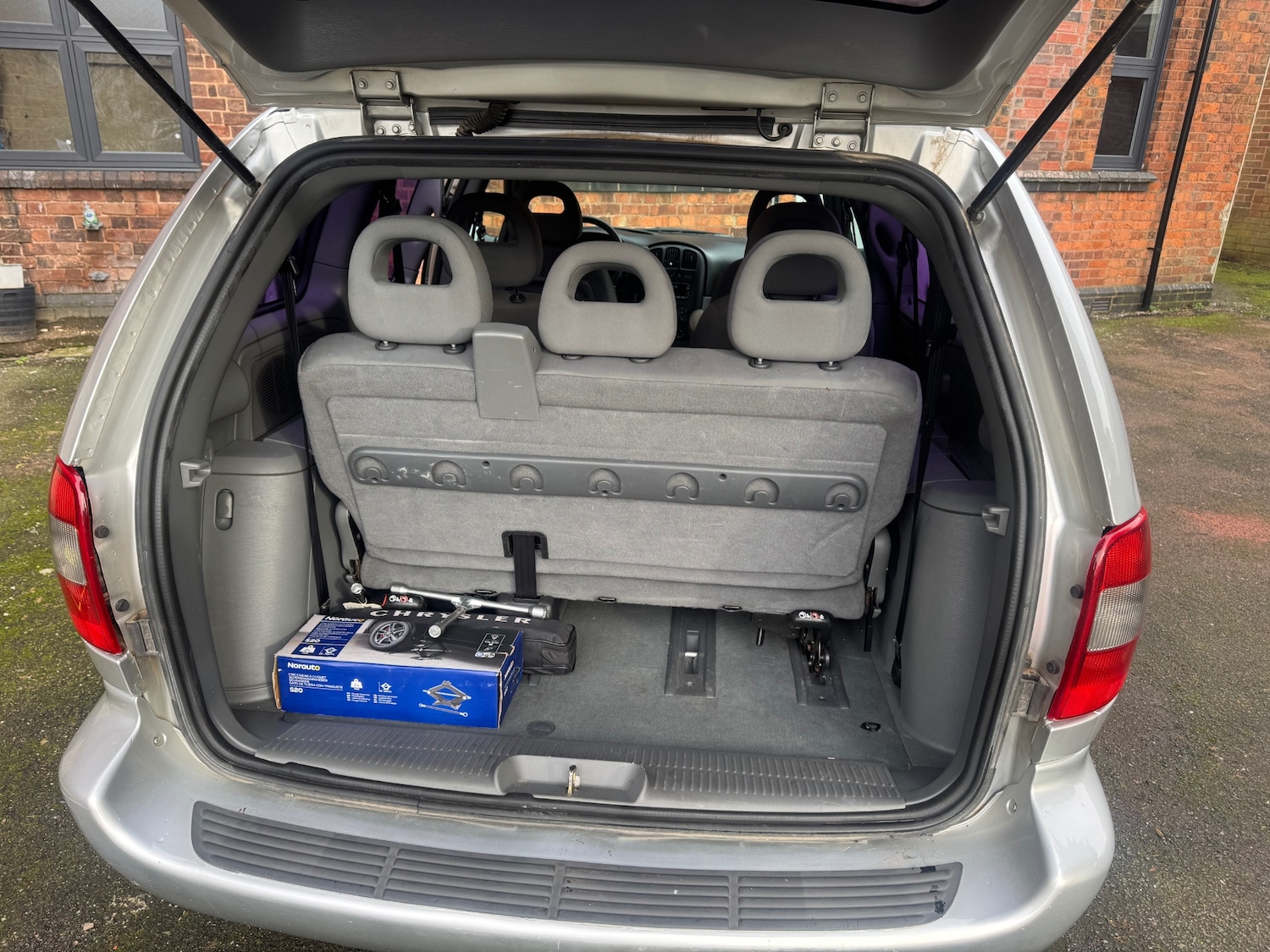 Used Chrysler Voyager 2005 for sale - 77776962: Photo 14