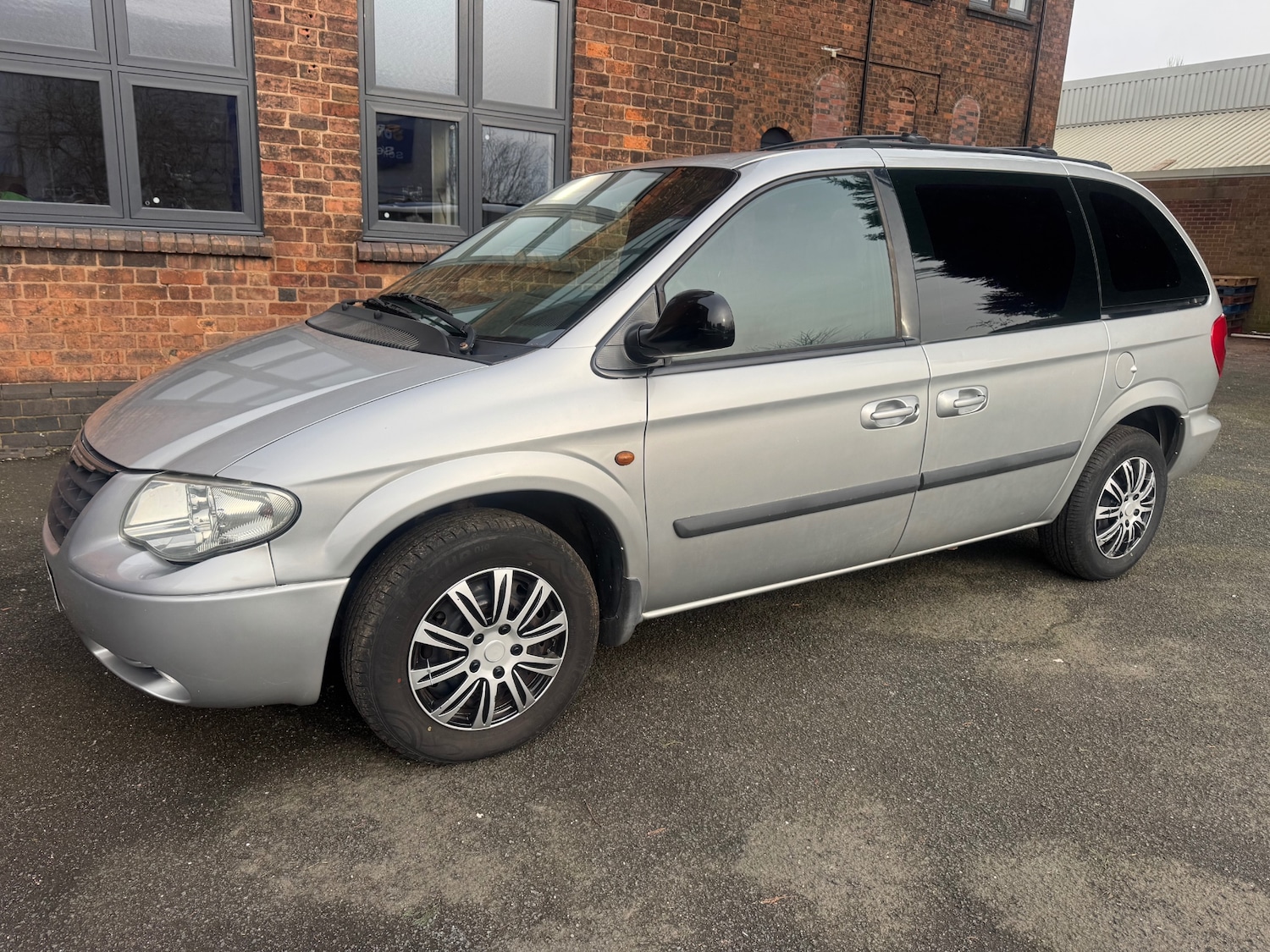 Used Chrysler Voyager 2005 for sale - 77776962: Photo 6