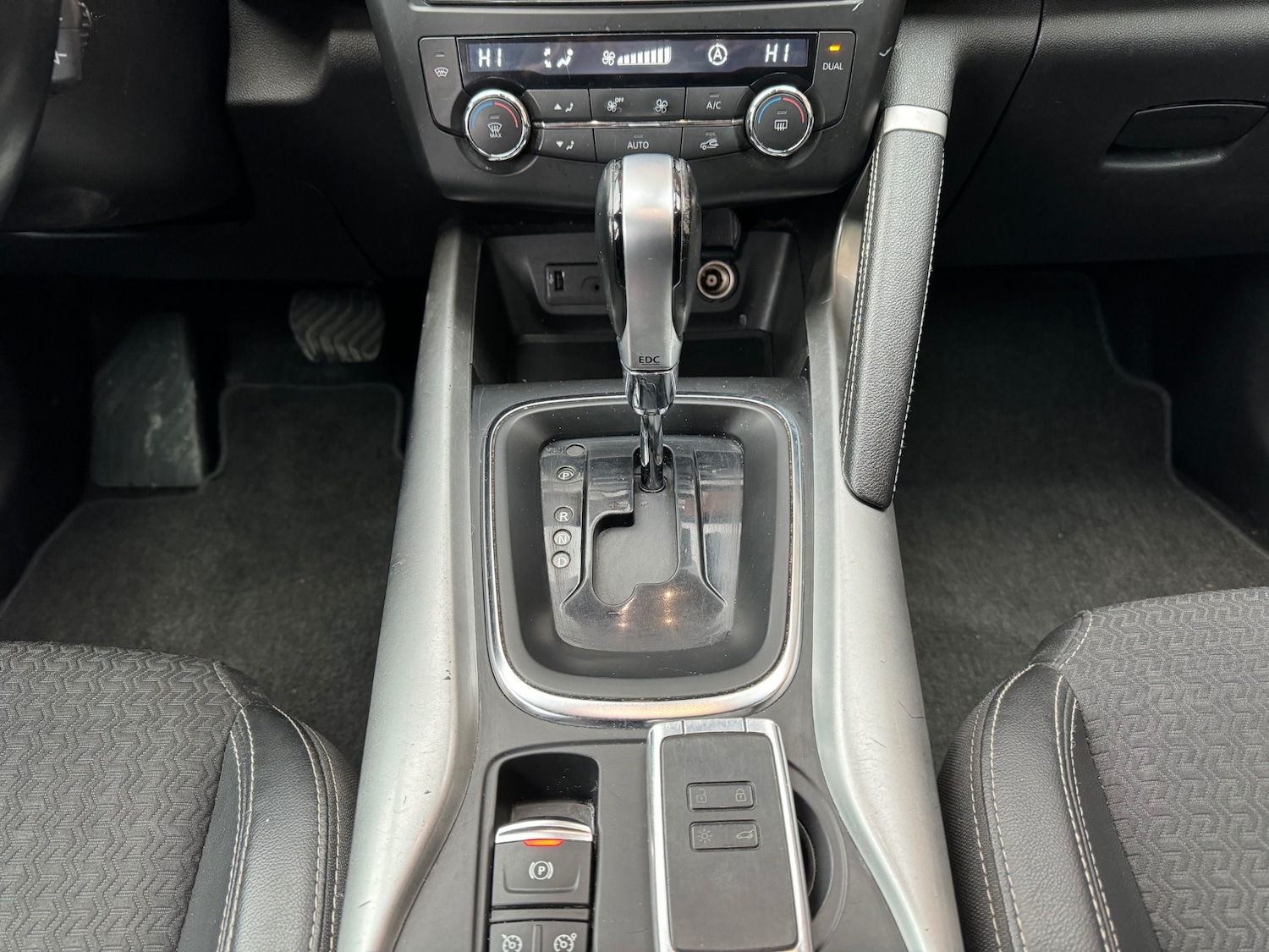 Used Renault Kadjar 2018 for sale - 77085442: Photo 10