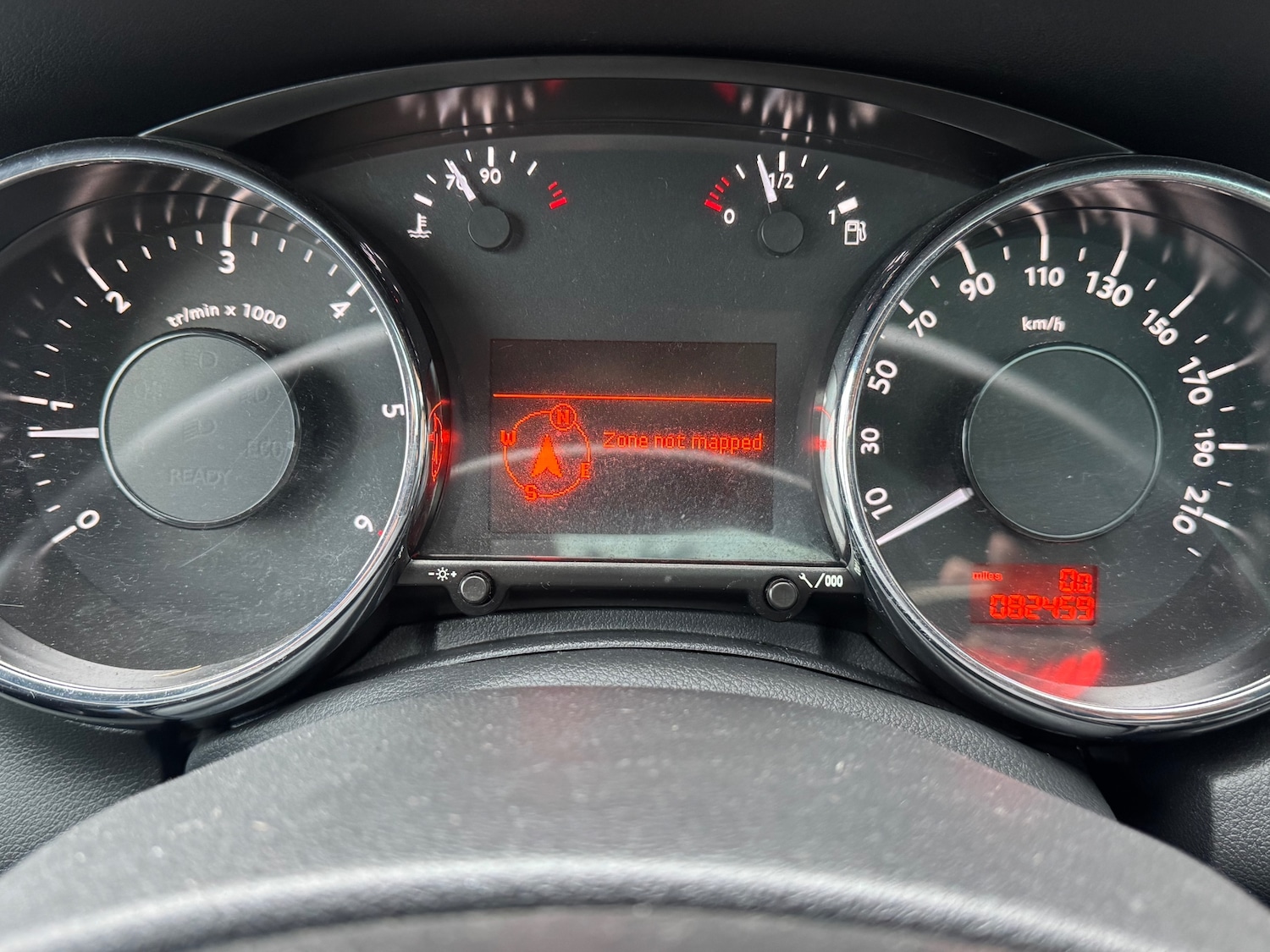 Used Peugeot 5008 2015 for sale - 77490093: Photo 27