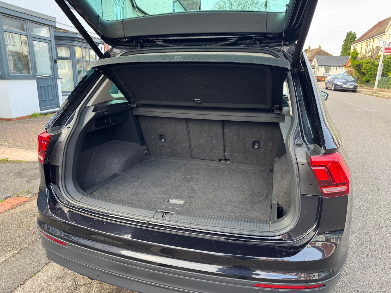 Used Volkswagen Tiguan 2019 for sale - 76815151: Photo 16