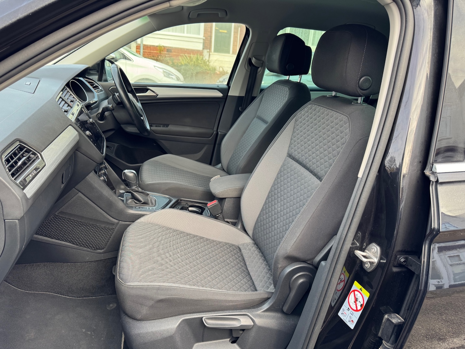 Used Volkswagen Tiguan 2019 for sale - 76815151: Photo 7