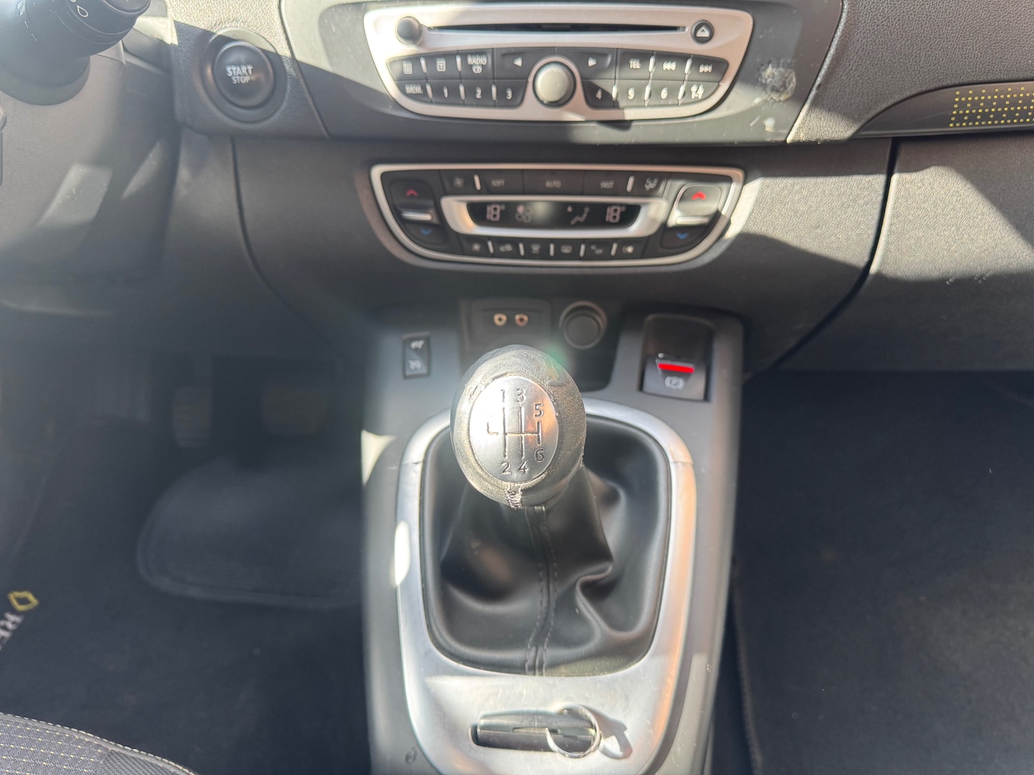 Used Renault Megane 2010 for sale - 77778533: Photo 18