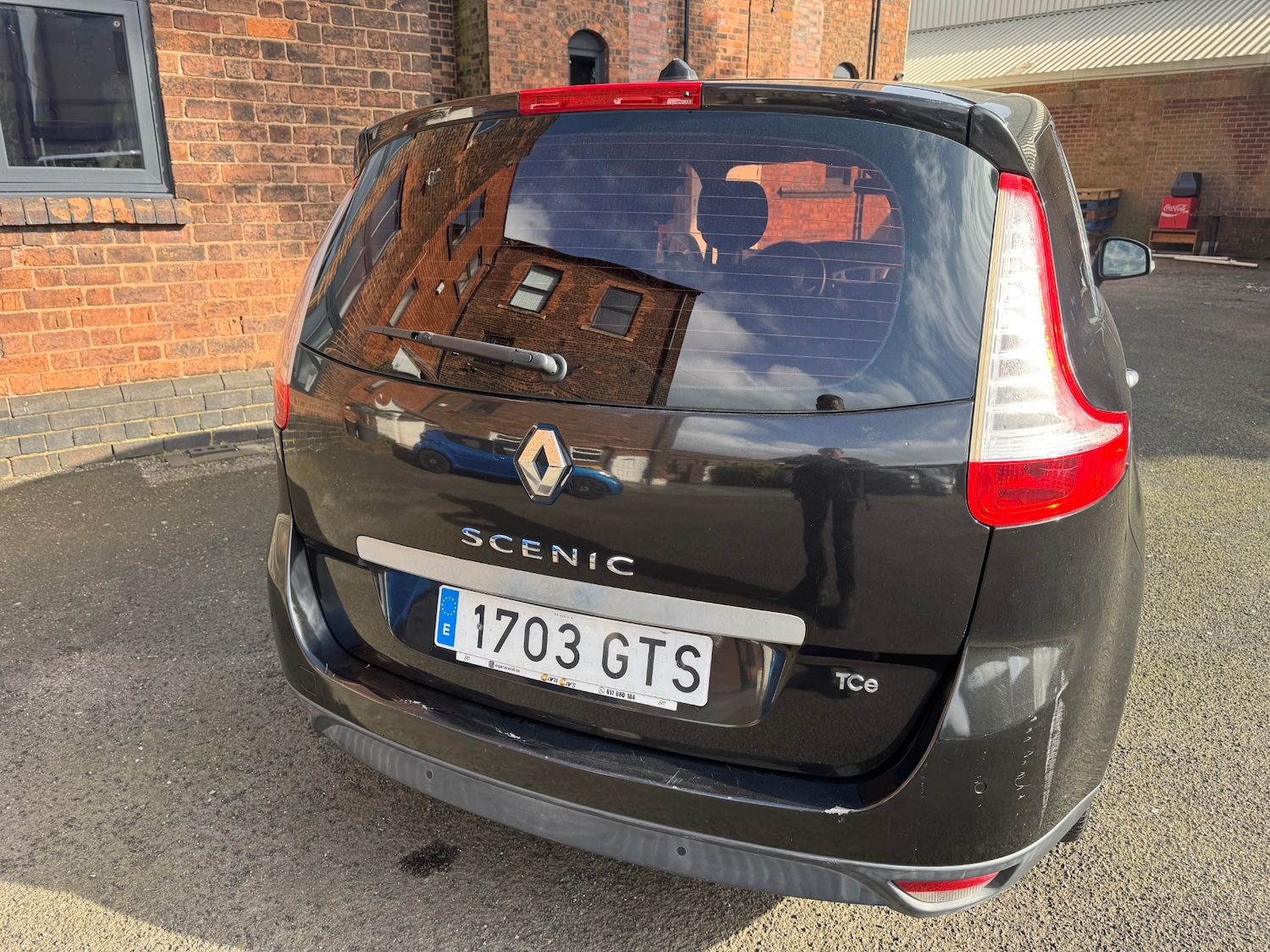 Used Renault Megane 2010 for sale - 77778533: Photo 2