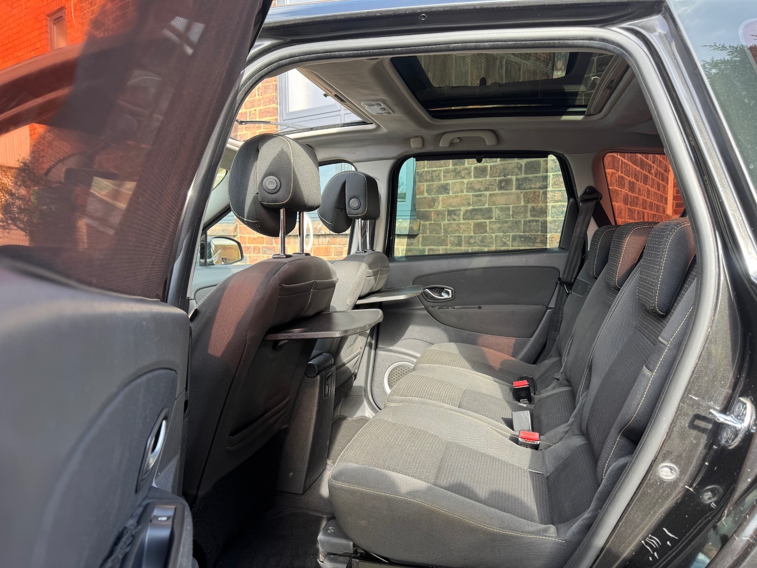 Used Renault Megane 2010 for sale - 77778533: Photo 9