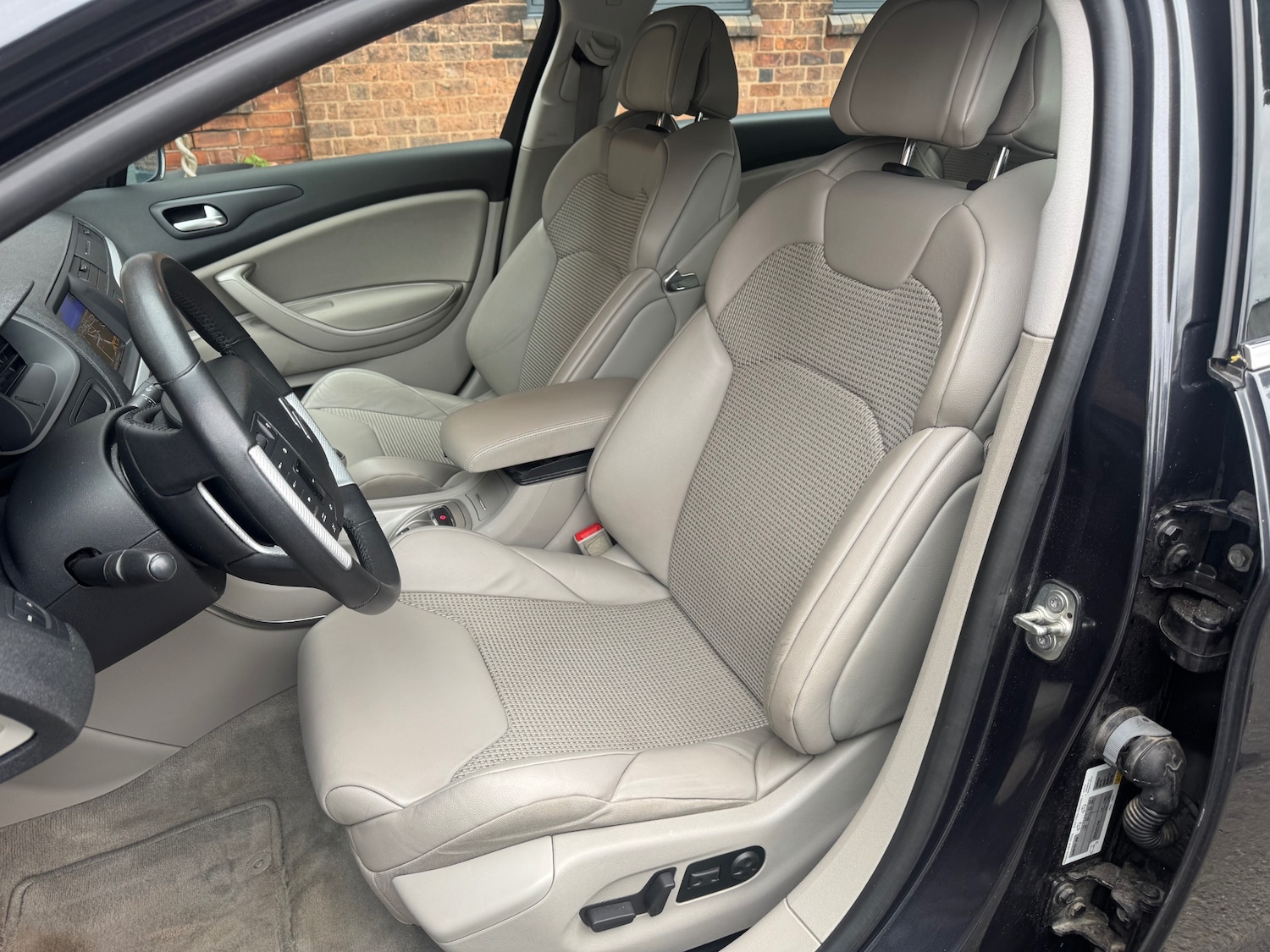 Used Citroen C5 2013 for sale - 78219082: Photo 10