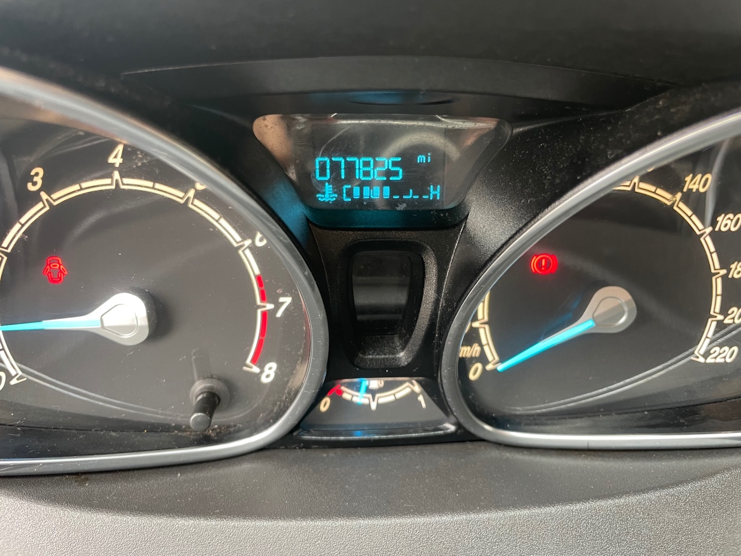 Used Ford Fiesta 2014 for sale - 76807731: Photo 12