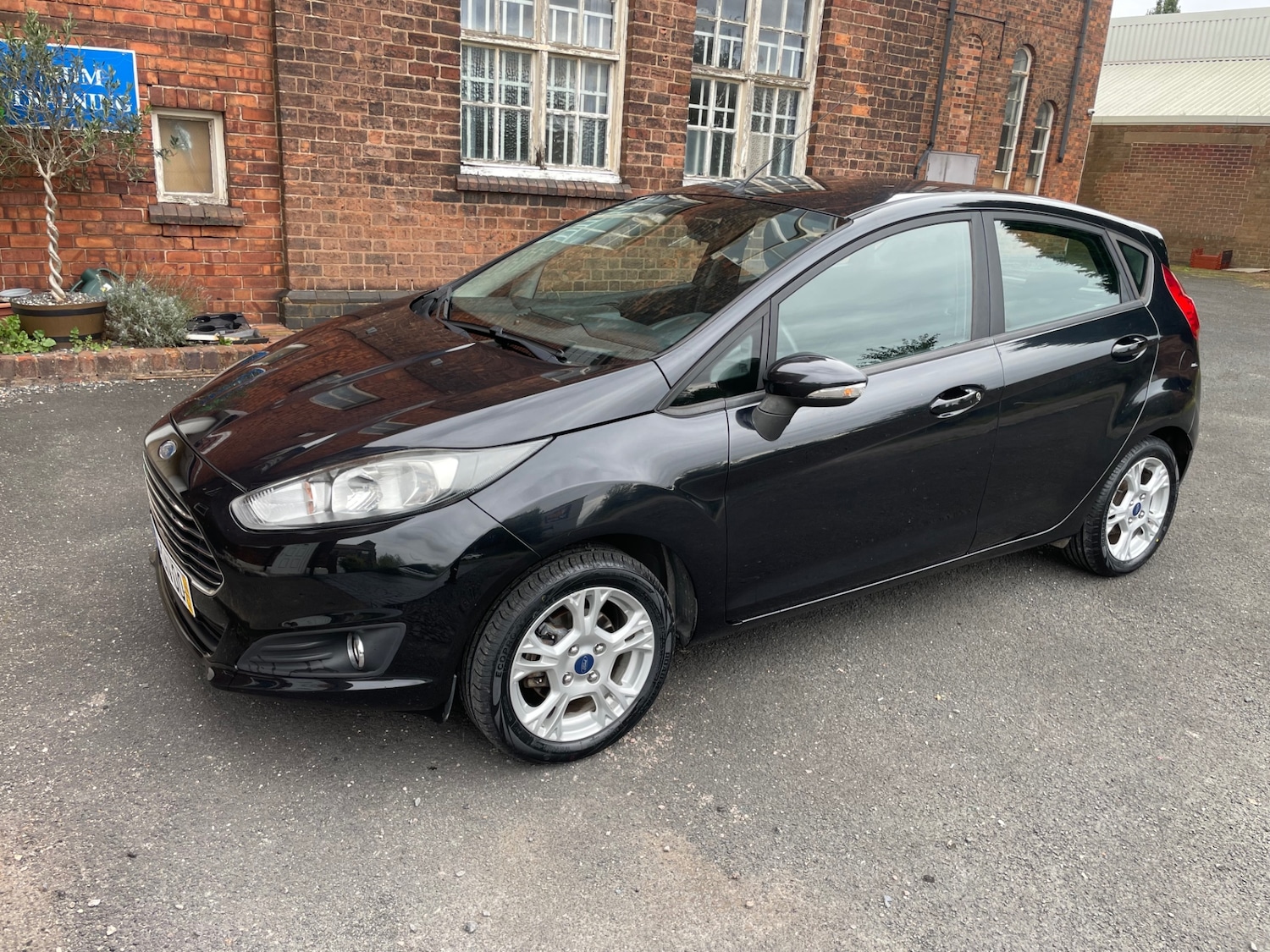 Used Ford Fiesta 2014 for sale - 76807731: Photo 3