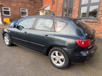 Used Mazda Mazda3 2004 for sale - 77776520: Photo