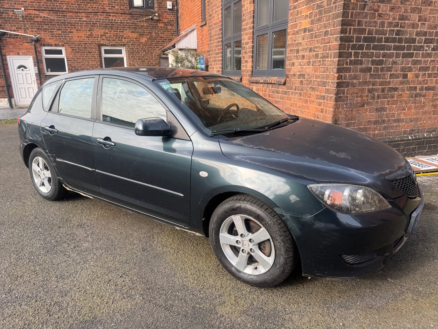 Used Mazda Mazda3 2004 for sale - 77776520: Photo 5