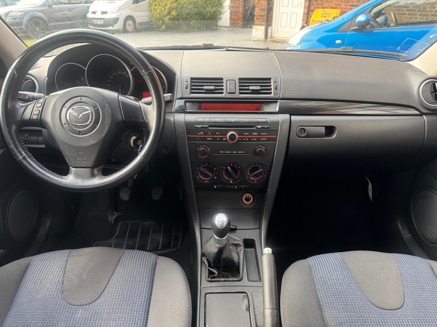 Used Mazda Mazda3 2004 for sale - 77776520: Photo 7