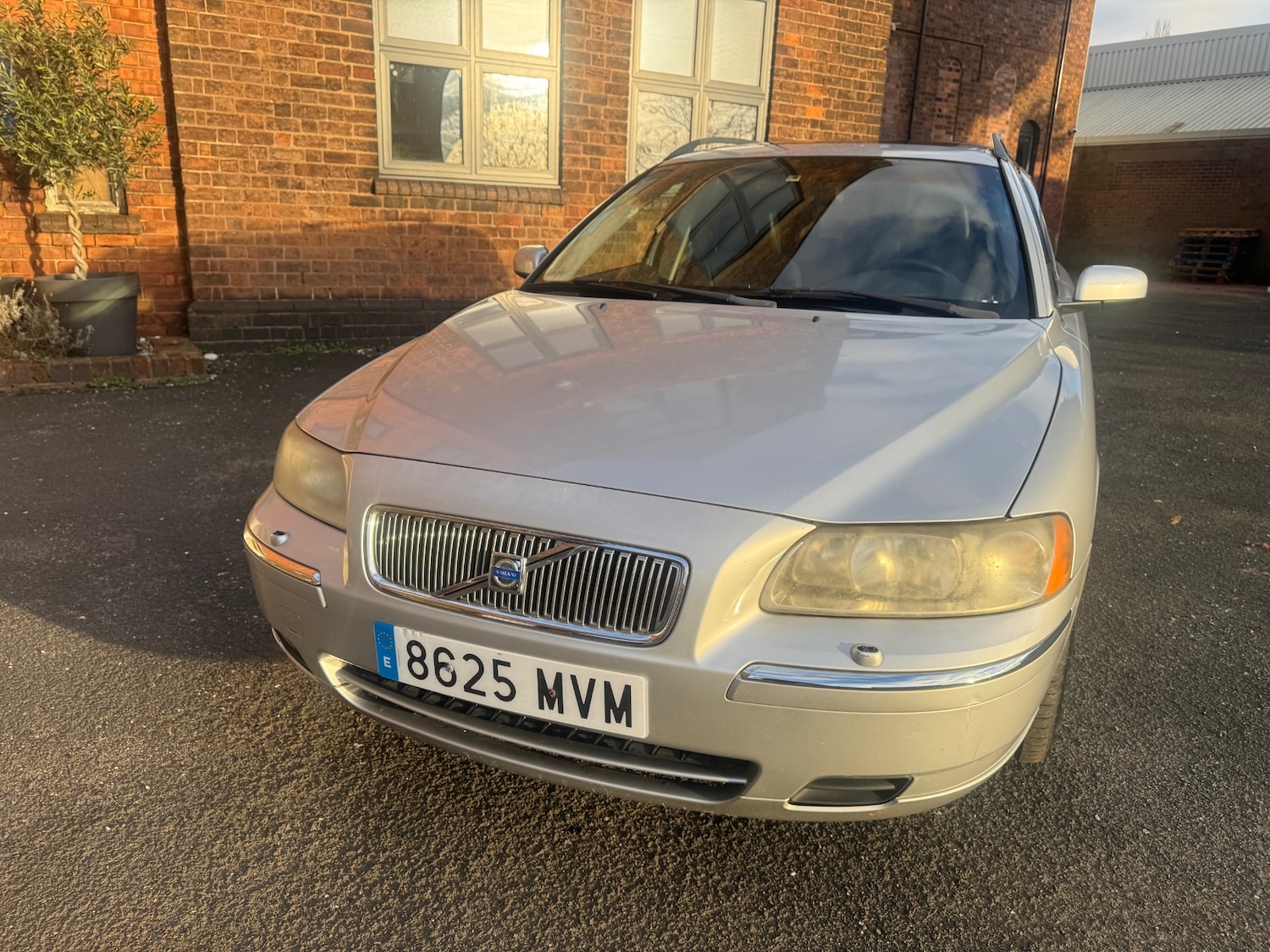 Used Volvo V70 2005 for sale - 77052167: Photo 25