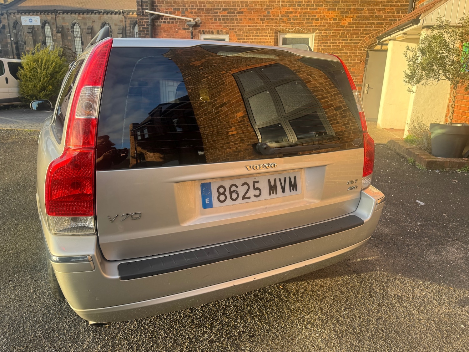 Used Volvo V70 2005 for sale - 77052167: Photo 5