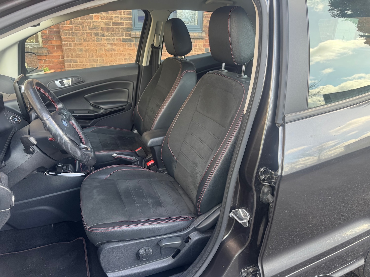 Used Ford Ecosport 2019 for sale - 78067308: Photo 8