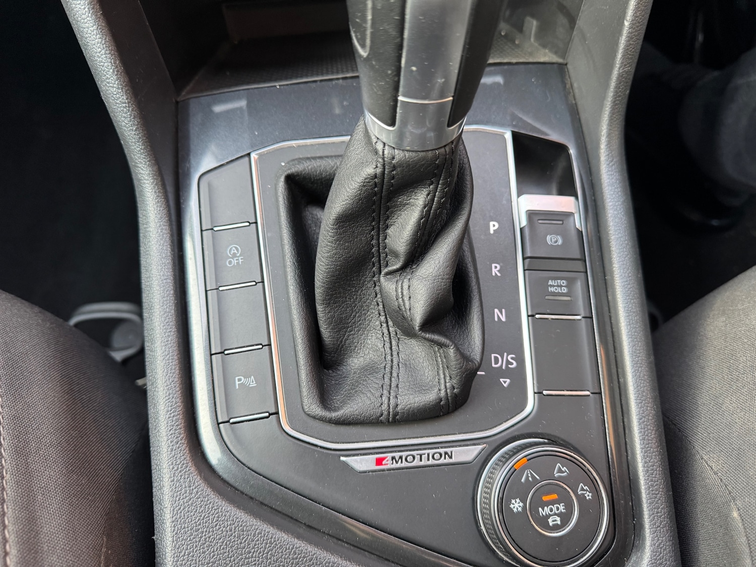 Used Volkswagen Tiguan 2018 for sale - 77800180: Photo 11