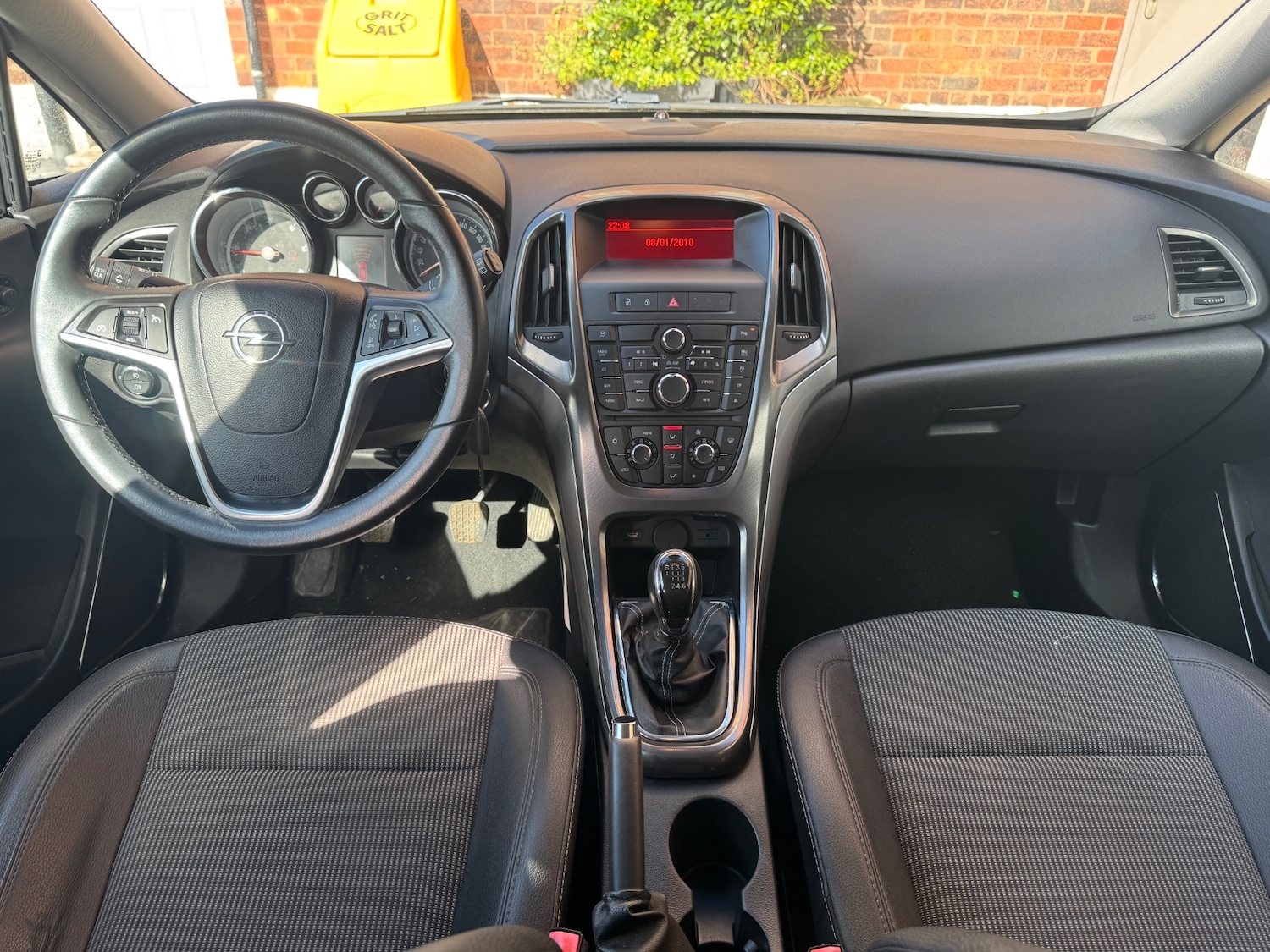 Used Vauxhall Astra 2012 for sale - 76807328: Photo 5