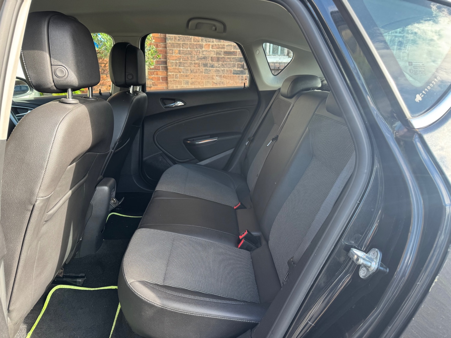 Used Vauxhall Astra 2012 for sale - 76807328: Photo 7