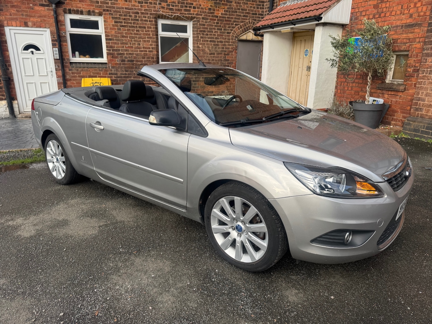 Used Ford Focus 2014 for sale - 76932132: Photo 3