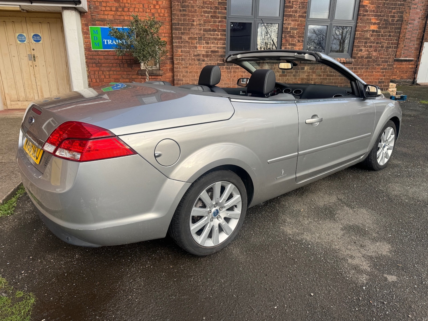 Used Ford Focus 2014 for sale - 76932132: Photo 4