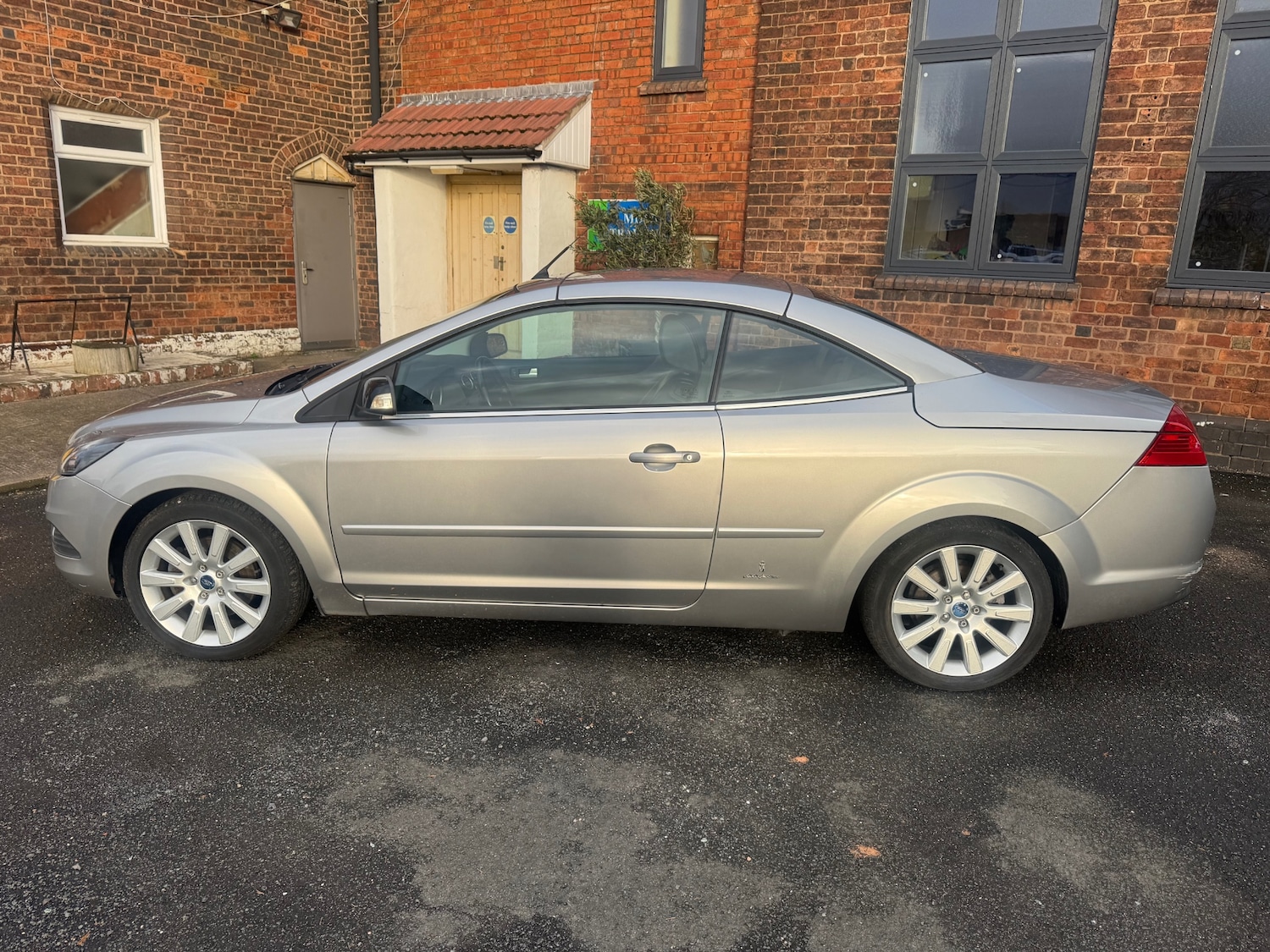 Used Ford Focus 2014 for sale - 76932132: Photo 6