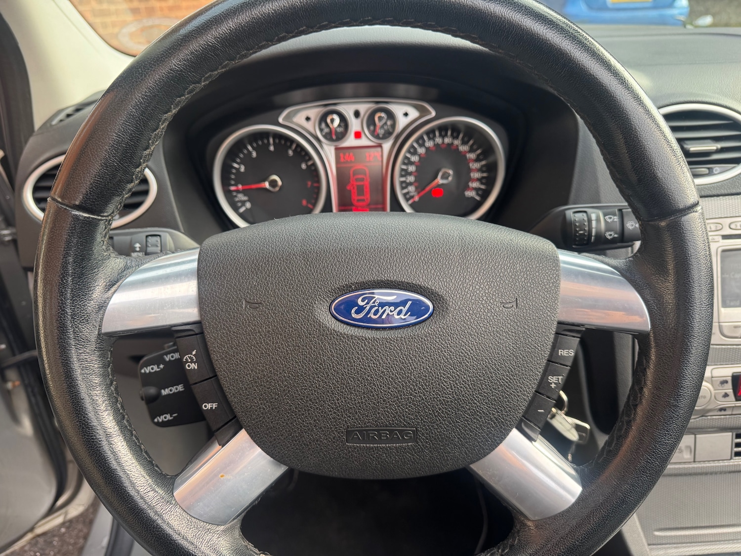 Used Ford Focus 2014 for sale - 76932132: Photo 8