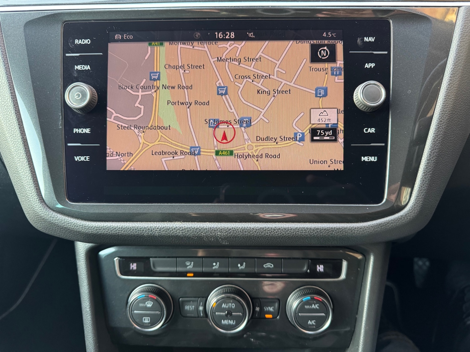 Used Volkswagen Tiguan 2018 for sale - 73893105: Photo 15