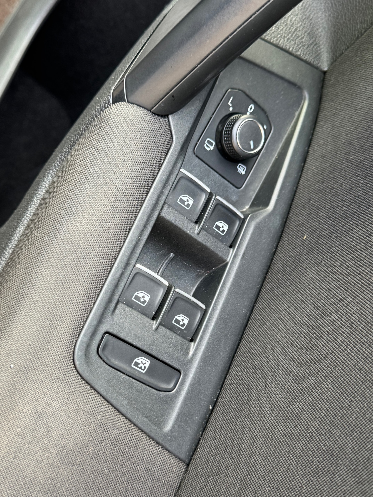 Used Volkswagen Tiguan 2018 for sale - 73893105: Photo 18